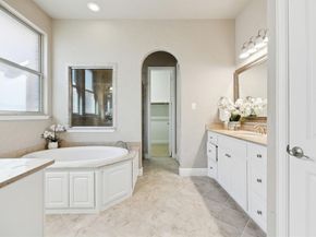 1852  Audubon Pond Way , Allen Texas 75013