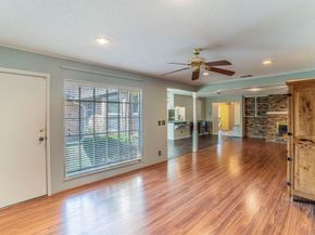 1313  York Drive , Edgecliff Village Texas 76134