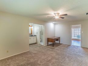 1313  York Drive , Edgecliff Village Texas 76134