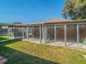 1313  York Drive , Edgecliff Village Texas 76134