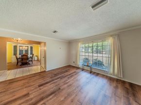 1313  York Drive , Edgecliff Village Texas 76134