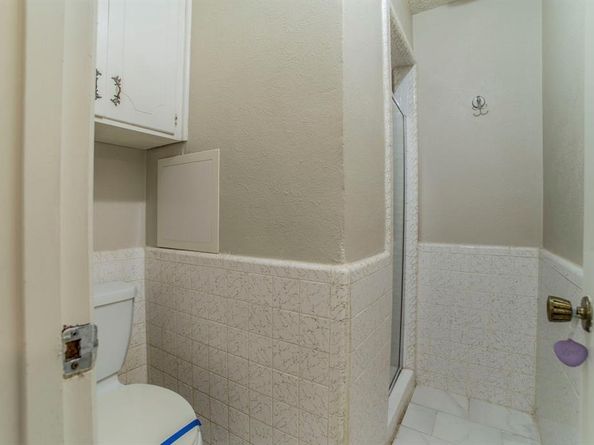 1313  York Drive , Edgecliff Village Texas 76134