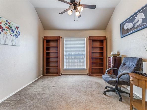 300  Lottie Lane , Saginaw Texas 76179