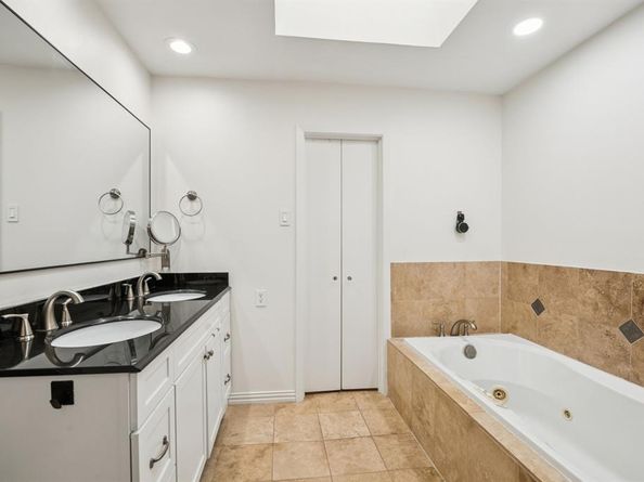 6023  Black Berry Lane , Dallas Texas 75248