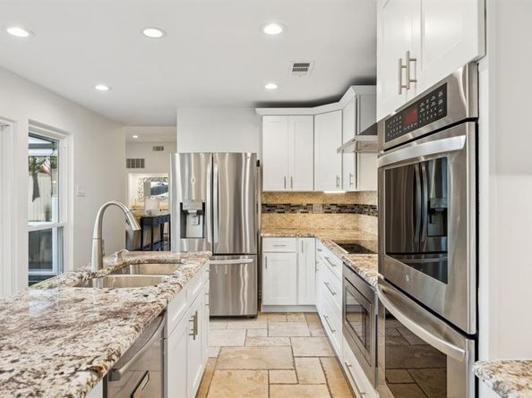 6023  Black Berry Lane , Dallas Texas 75248