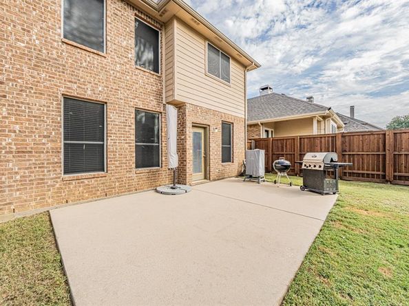 8325  Tyler Drive , Lantana Texas 76226