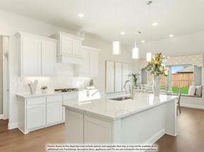 933  Ford Drive , DeSoto Texas 75115