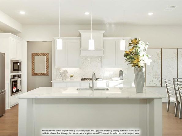 933  Ford Drive , DeSoto Texas 75115