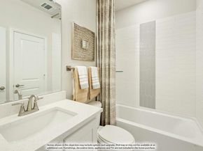 933  Ford Drive , DeSoto Texas 75115