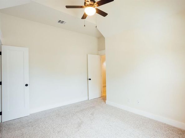 216  Wilson Street , Lake Dallas Texas 75065