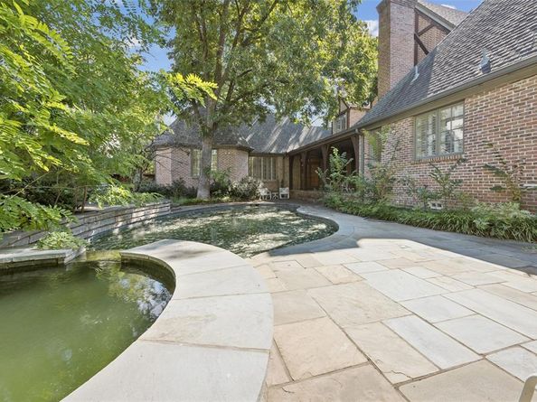 6239  Park Lane , Dallas Texas 75225