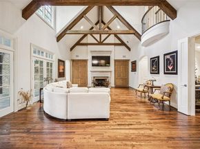 6239  Park Lane , Dallas Texas 75225