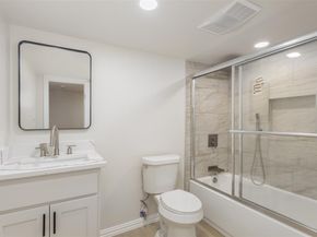 1409  Autumn Leaves Trail , Dallas Texas 75241