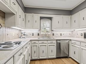 6415  Windsong Drive , Dallas Texas 75252