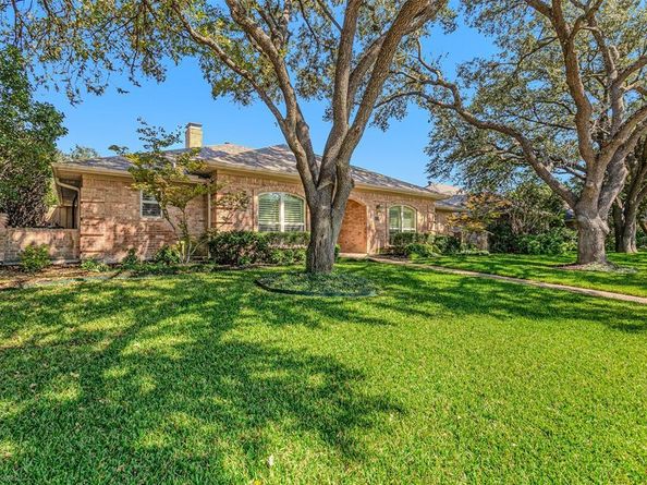 6415  Windsong Drive , Dallas Texas 75252