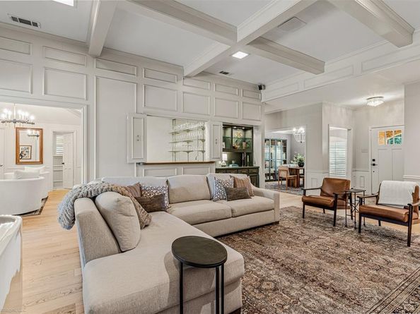 6415  Windsong Drive , Dallas Texas 75252