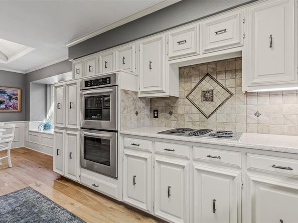 6415  Windsong Drive , Dallas Texas 75252