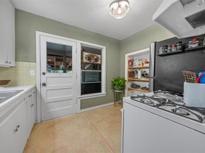 7429  Culver Avenue , Fort Worth Texas 76116