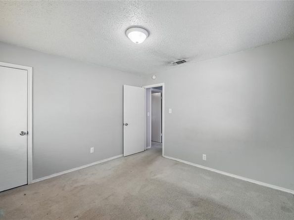 3836  Wedgworth Road S, Fort Worth Texas 76133