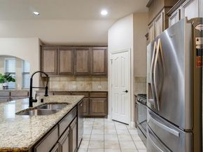 3123  Pamplona  , Grand Prairie Texas 75054