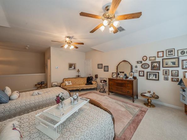 2404  Aramic Court , Arlington Texas 76001