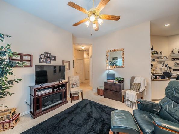 2404  Aramic Court , Arlington Texas 76001