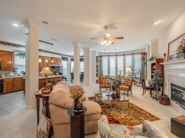 2404  Aramic Court , Arlington Texas 76001