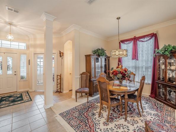 2404  Aramic Court , Arlington Texas 76001