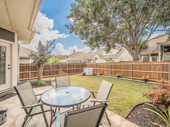 2404  Aramic Court , Arlington Texas 76001