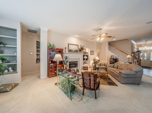 2404  Aramic Court , Arlington Texas 76001