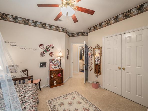 2404  Aramic Court , Arlington Texas 76001