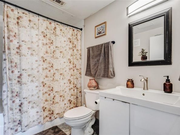 1111 S Akard Street  303, Dallas Texas 75215