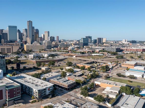 1111 S Akard Street  303, Dallas Texas 75215