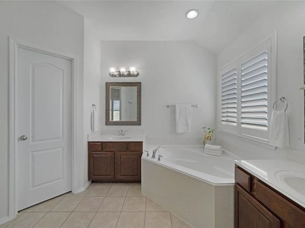2756  Cresent Lake Drive , Little Elm Texas 75068