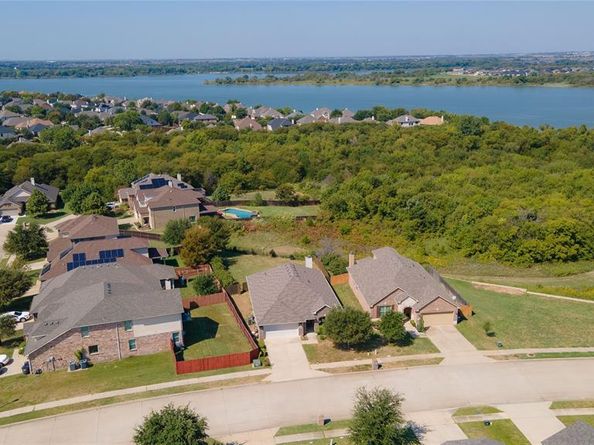 2756  Cresent Lake Drive , Little Elm Texas 75068