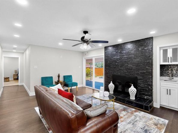 10132  Medlock Drive , Dallas Texas 75218