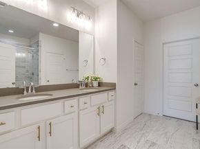 2829  Stanley Avenue , Fort Worth Texas 76110