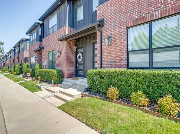 2829  Stanley Avenue , Fort Worth Texas 76110