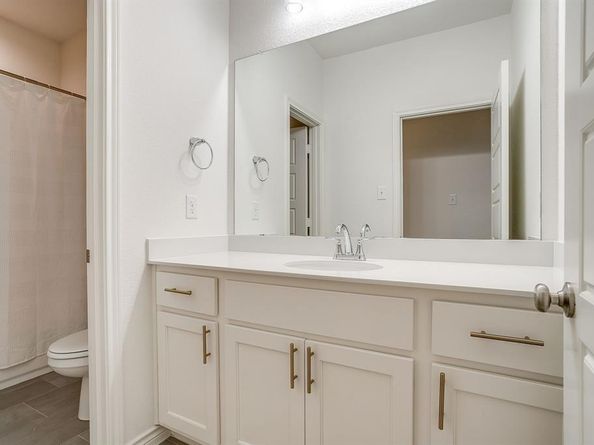2829  Stanley Avenue , Fort Worth Texas 76110