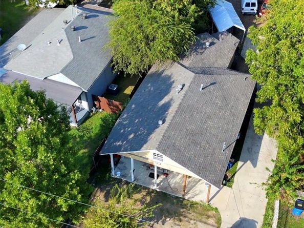 704 S Beacon Street , Dallas Texas 75223