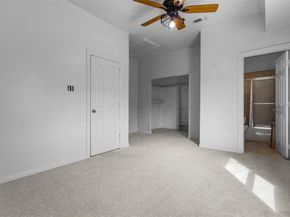 704 S Beacon Street , Dallas Texas 75223