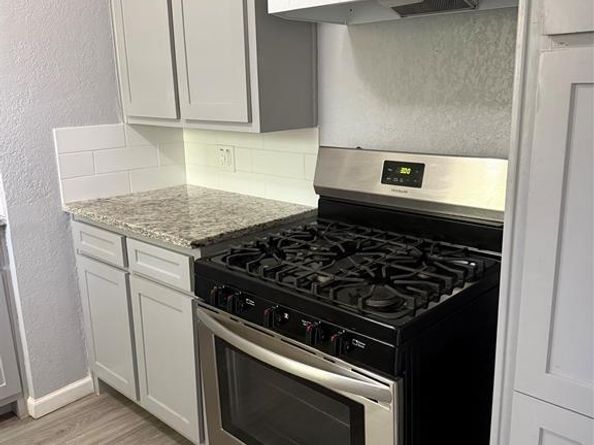 4025  Eastland Street , Fort Worth Texas 76119