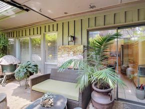 4112  Bowser Avenue  105, Dallas Texas 75219