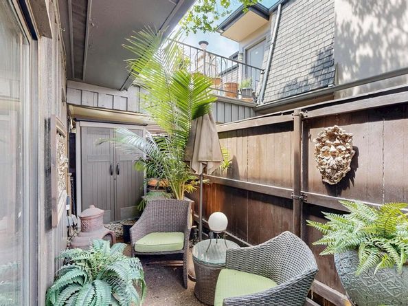 4112  Bowser Avenue  105, Dallas Texas 75219
