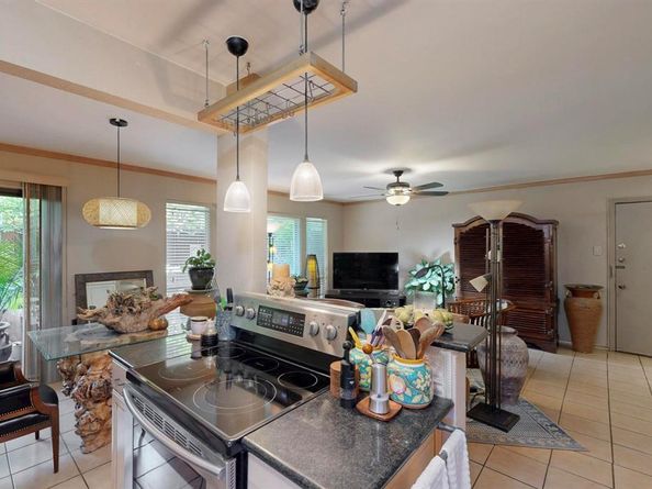4112  Bowser Avenue  105, Dallas Texas 75219