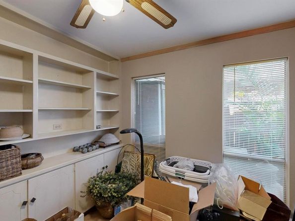 4112  Bowser Avenue  105, Dallas Texas 75219