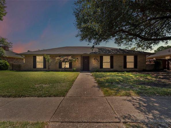 2412  Flagstone Drive , Plano Texas 75075