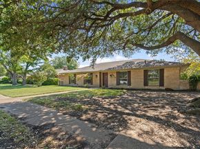 2412  Flagstone Drive , Plano Texas 75075