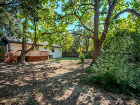 2108  Blake Avenue , Dallas Texas 75228