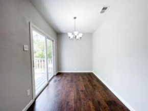 4512  Sycamore Street , Dallas Texas 75204